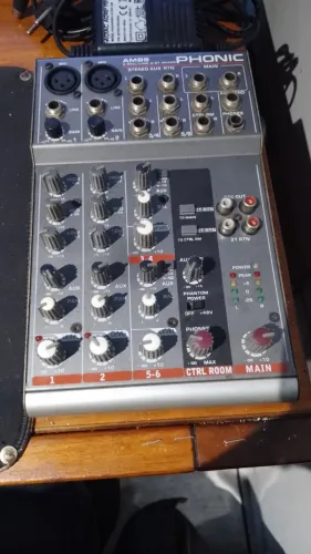 Phonic AM85 : mesa de som analógica compacta de 6 canais. NÃO ENVIO.