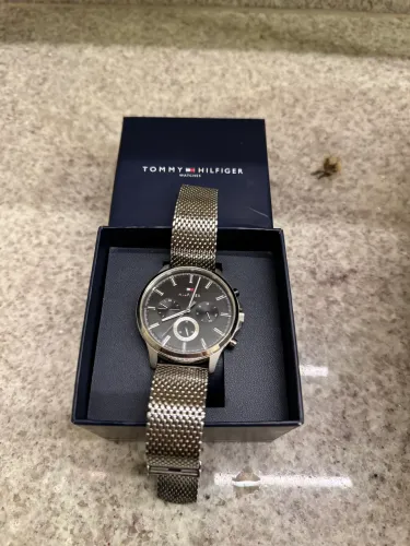 Relógio Tommy Hilfiger Original - Prata (Seminovo)