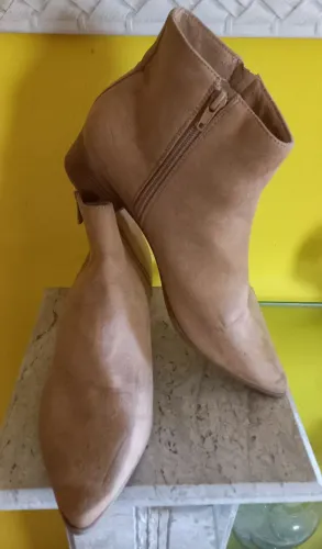Bota da Forever 21 feminina em couro
