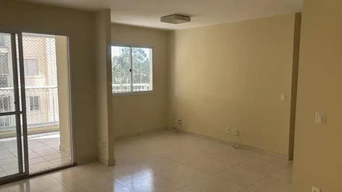Apartamento para aluguel possui 95 metros quadrados com 3 quartos