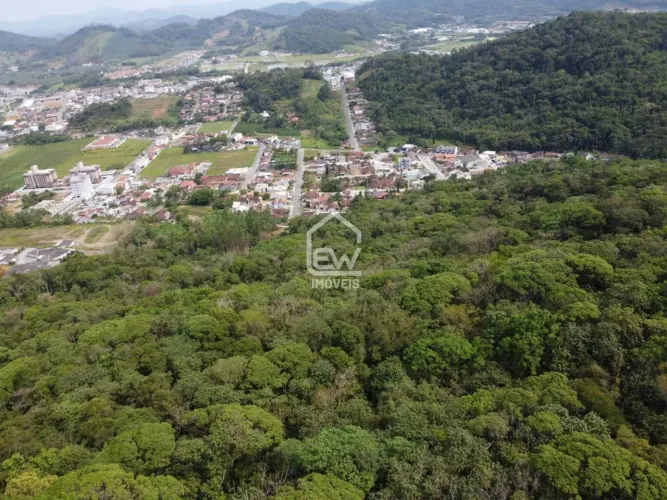 Chácara de 37.875m² no Bairro Amizade em Guaramirim, SC