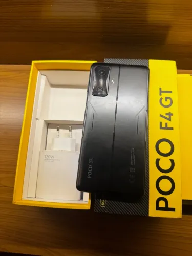 POCO F4 GT 256 gb GAMER