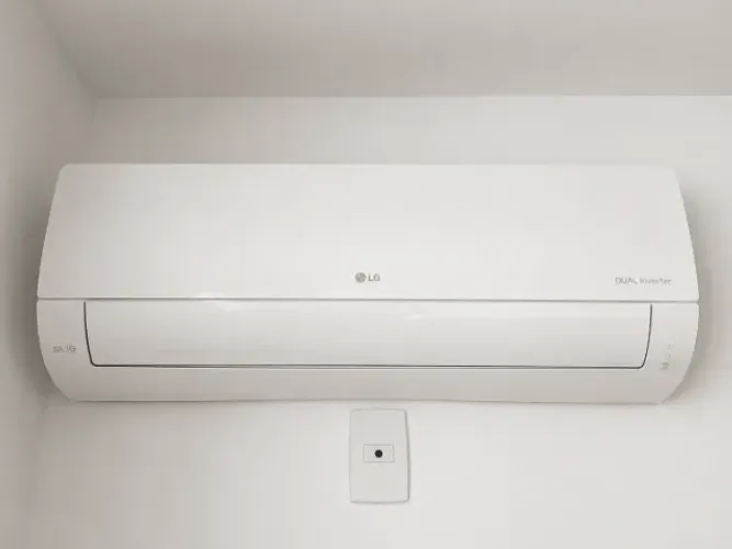 Ar-condicionado Split LG Dual Inveter 12000BTUs