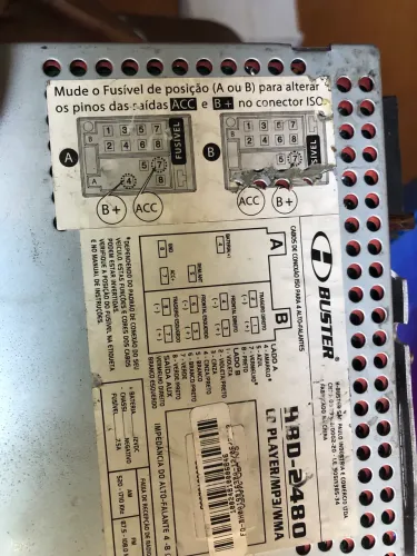 Rádio automotivo 