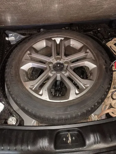 Roda aro 18 + Pneu - JEEP COMPASS