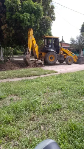 Retro escavadeira 4x2