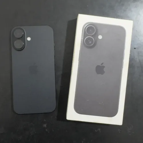iPhone 16