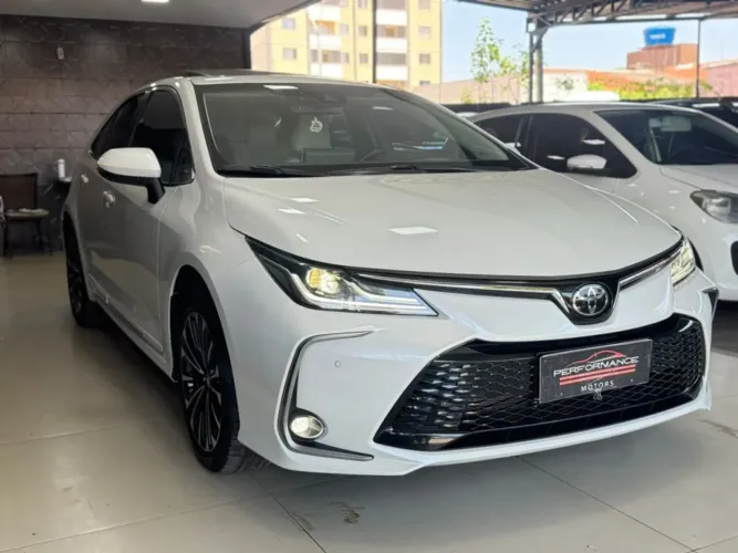 Toyota Corolla Altis 2.0 Flex 16V Aut. 2024