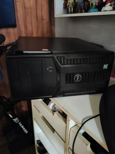 SERVIDOR DELL POWEREDGE T110 II - 32GB RAM - SSD 240 - HD 1 TB