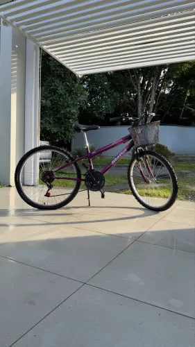 Bicicleta Status Belíssima Aro 24