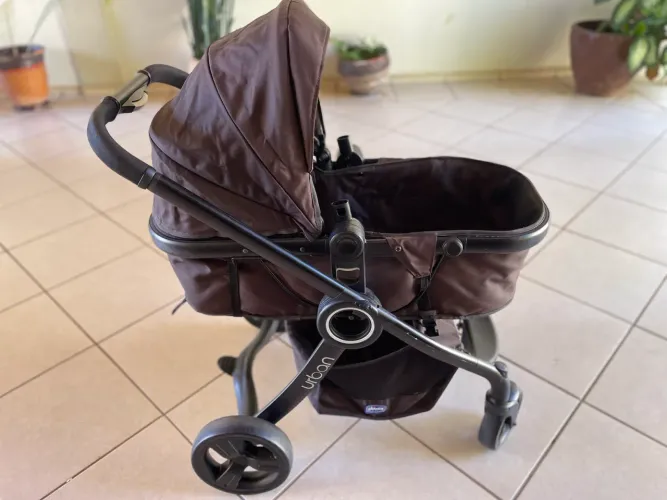 Carrinho de bebê CHICCO URBAN