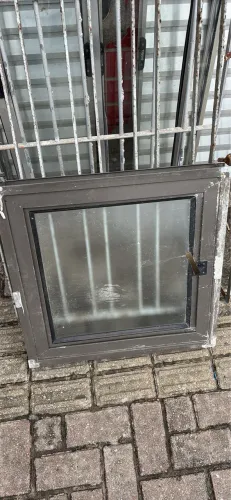 Vitror 60x60 preto 
