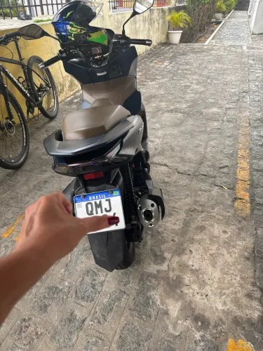 Moto conservada emplacado