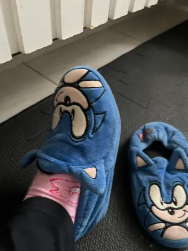 Macacão fleece sonic com capuz + pantufa e luva