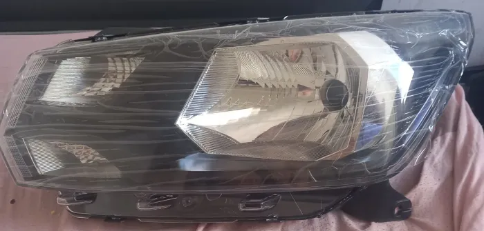 FAROL GOL G8 NOVO MÁSCARA NEGRA (DIREITO)