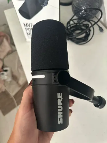 Shure Mv7+
