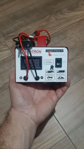 Carregador d bateria 10A