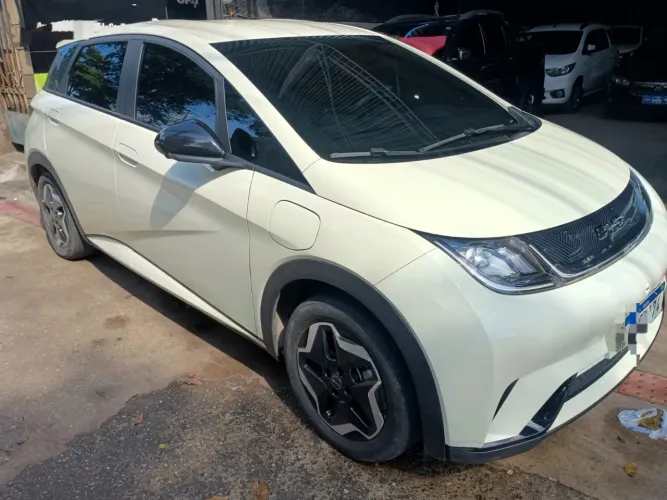 BYD Dolphin EV (Elétrico) 2025