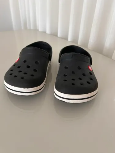 Crocs preto infantil 