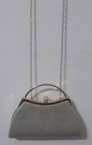 Bolsa Dourada para Festa Casamento