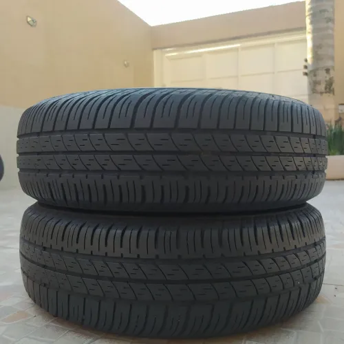 02 pneus 175/65_15 Pirelli cinturato p4