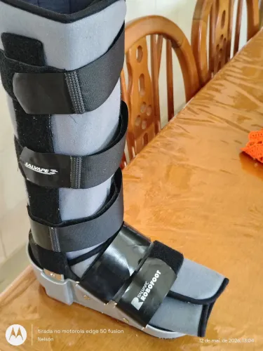 Bota ortopédica (robofoot) Estado de Nova pouco uso