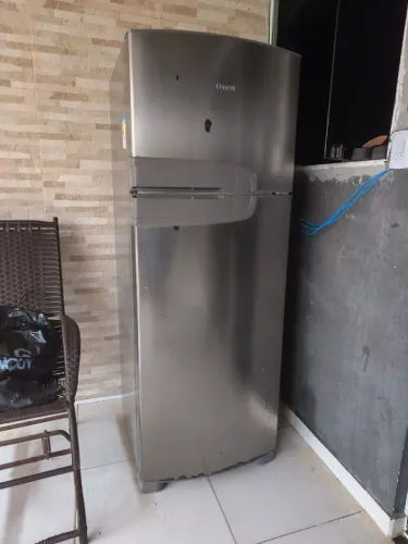 Geladeira Consul inox de 320 L