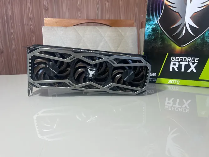 RTX 3070 Gainward Phoenix 3 Fans - RGB