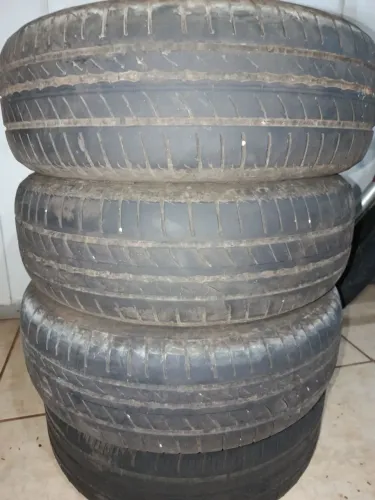 4 pneus usados 175/65 R14