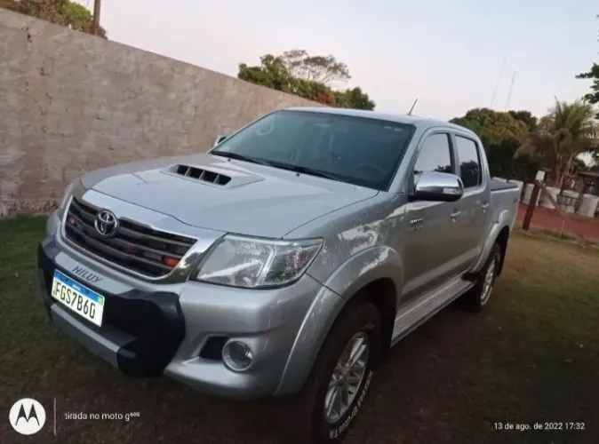 Toyota Hilux CD SRV D4-d 4X4 3.0 TDI Dies 2013