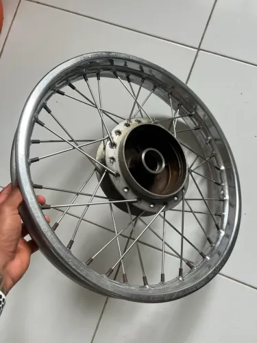 Jante aro 18 inox moto