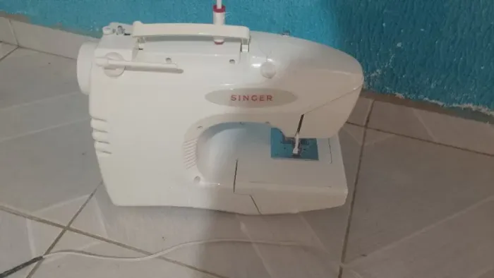 Máquina de costura 