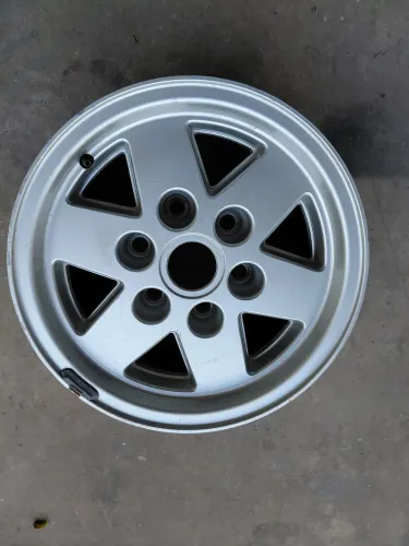 Roda de aluminio