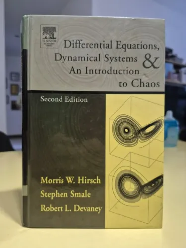 Differential Equations, Dynamical Systems and An Introduction to Chaos 2nd ed. - Hirsch
