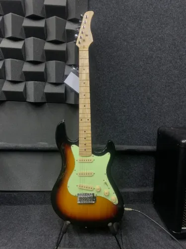 Guitarra Strinberg STS