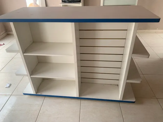 Gondola central MDF