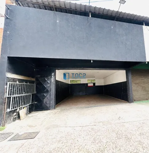 LOJA COMERCIAL COM ÓTIMA LOCALIZAÇÃO PARA ALUGAR NA AV. BARÃO DO RIO BRANCO - JUIZ DE FORA