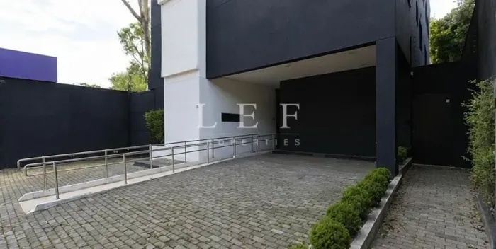 Prédio Comercial - Cidade Jardim