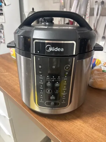 Panela de pressão elétrica