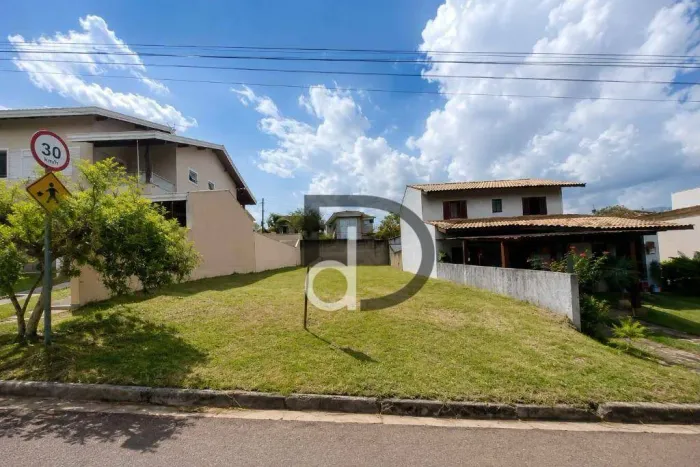 Terreno à venda, 250 m² por R$ 449.000,00 - Condomínio Grape Village - Vinhedo/SP
