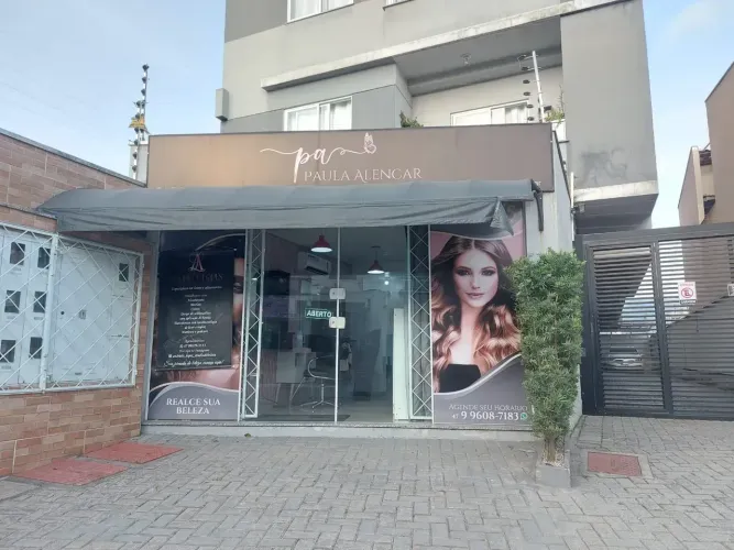 Sala comercial escriturada com vaga e excelente localização