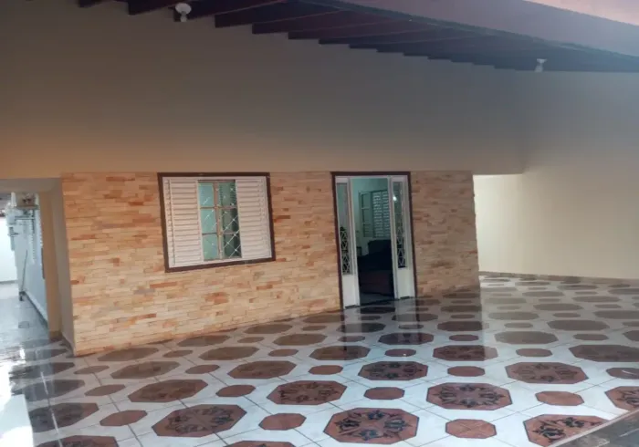 Aluga-se casa mobiliada no Bairro Jardim Imperial - Cuiabá - MT (Mensal e por temporada))