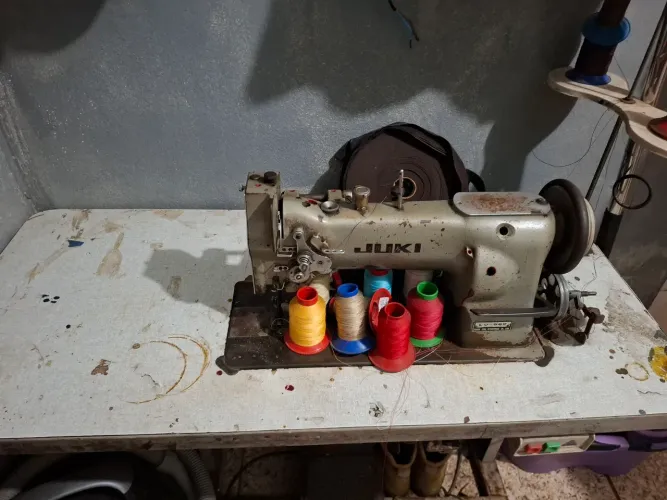 Maquina de costura reta industrial 