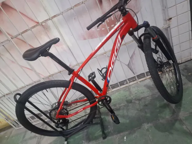 Bike OGGI ESSA grupo 1 x 8 Freios Hidráulicos R$ 2.499.00