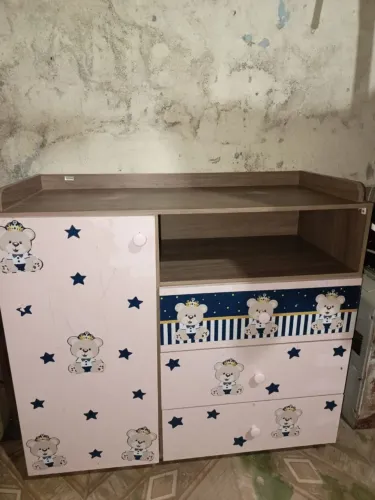 Estou vendendo uma cômoda infantil, retirada no Valparaíso