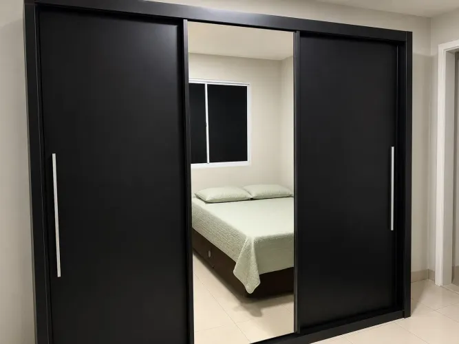 Guarda roupa de casal