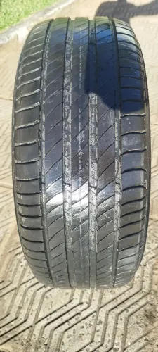 Pneu 215/50/R17