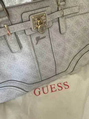 Bolsa Guessa nova - Nunca usada