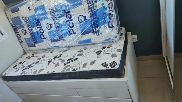 VENDO COLCHÃO