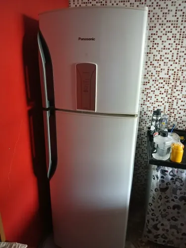Geladeira Panasonic com defeito